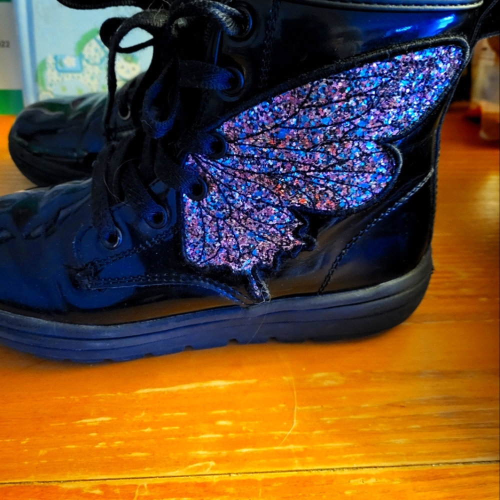 Skechers kids boots